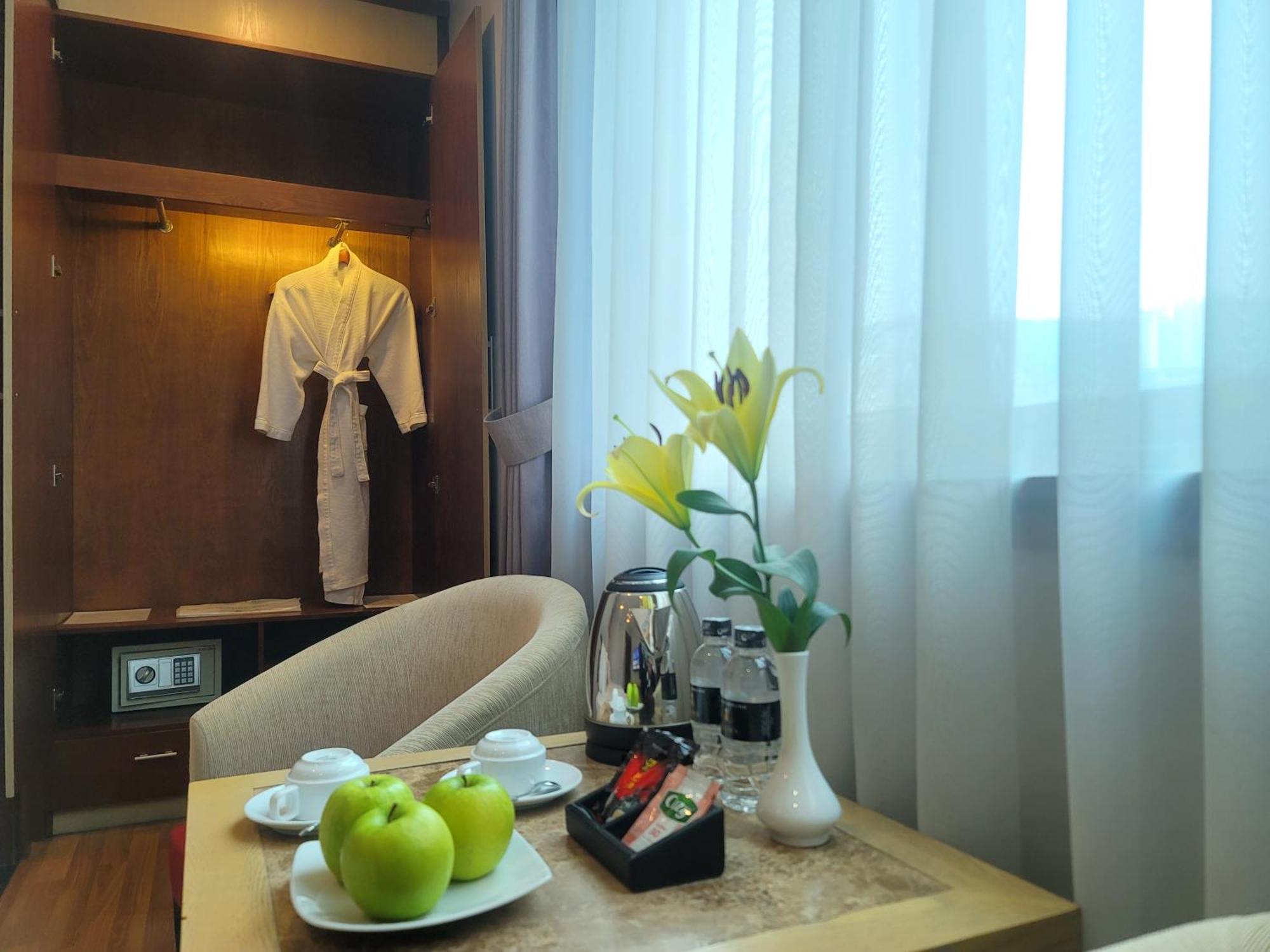 拉克斯登酒店 河内 外观 照片